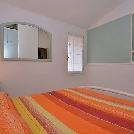 Flat With Shared Pool And Private Garden Hotel Bibione
